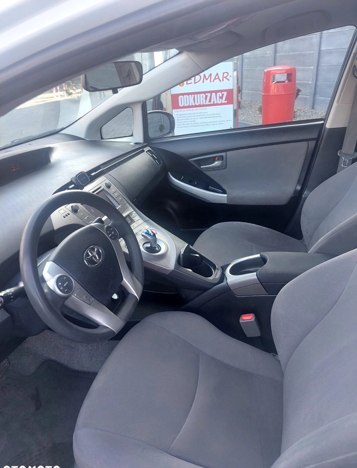 Toyota Prius cena 42500 przebieg: 164000, rok produkcji 2014 z Radom małe 37